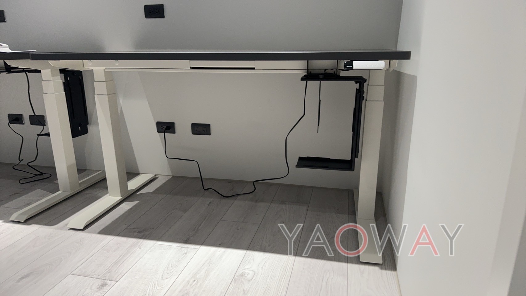 電動升降主管桌