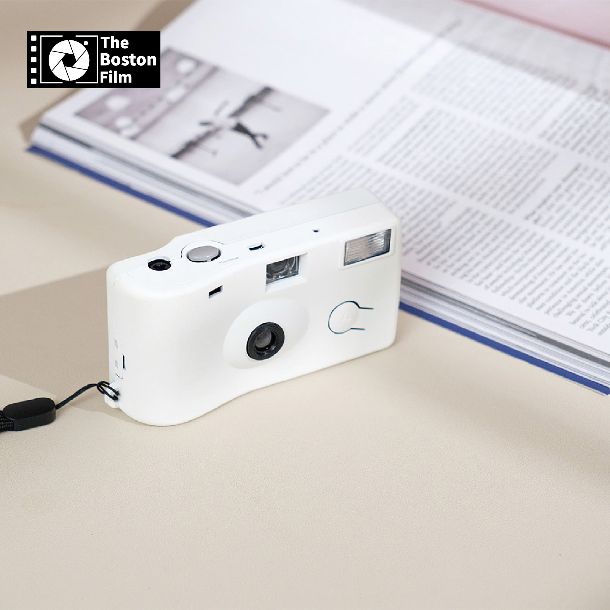 【The Boston Film 波士頓相機】Fun Camera 輕拍潮影 一次性帶閃光底片相機即可拍-貝殼白