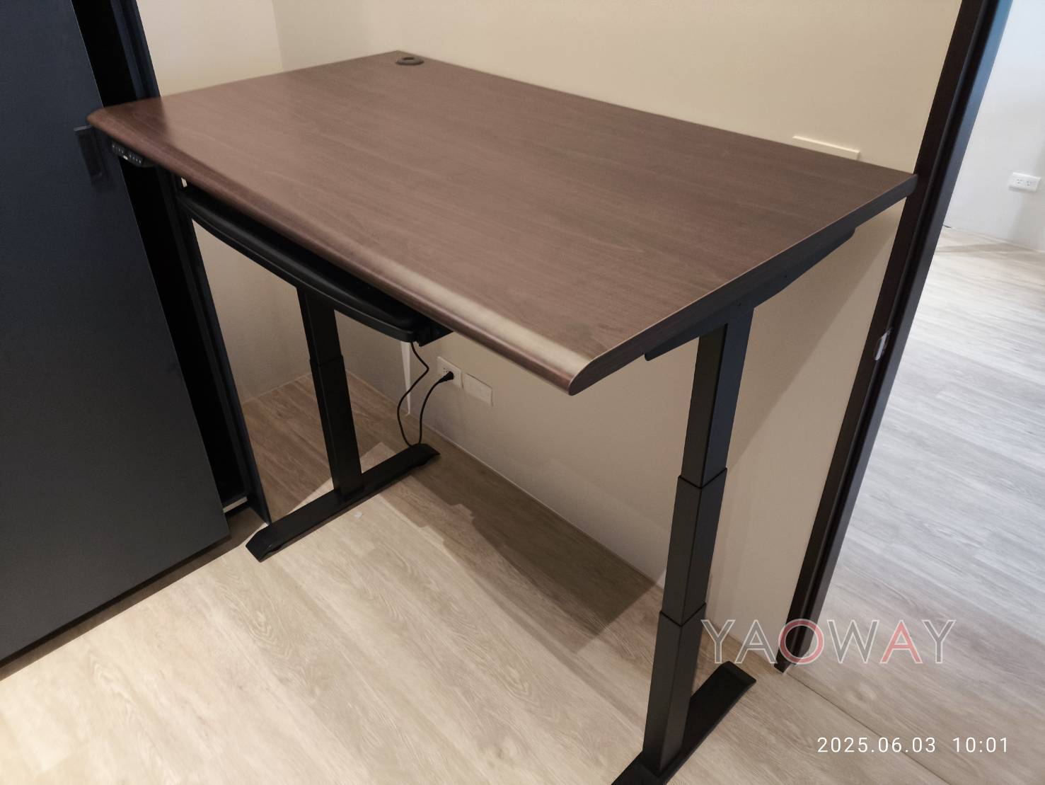 電動升降主管桌