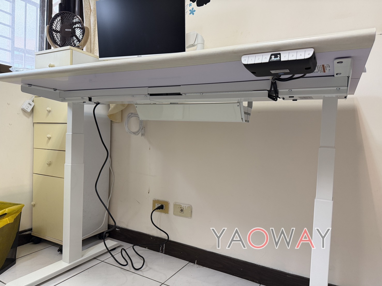 電動升降主管桌